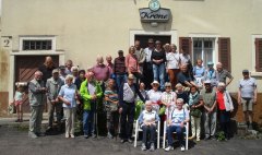 2022_06_01 Vor der Krone in Grossglattbach